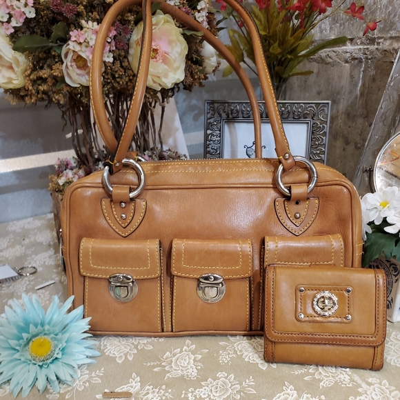 Marc Jacobs Handbags - SALE🆕️👜MARC JACOBS leather purse bag & Wallet
